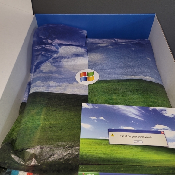 Unopened Windows XP Ugly Sweater 2019 - Picture 3 of 5